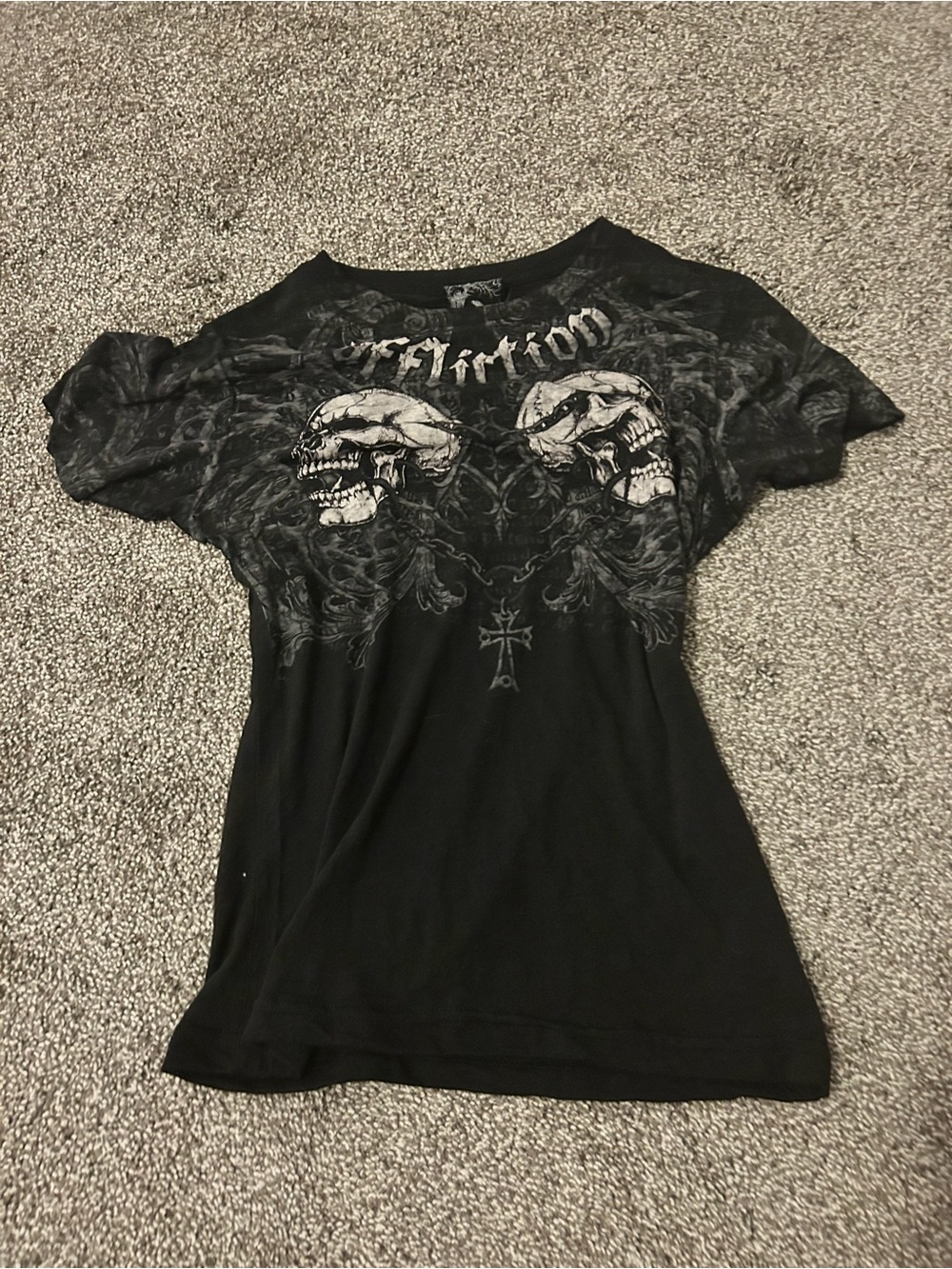 Tilly's Black Women's Skull Graphic Crop Top